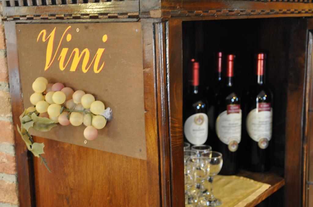 Villa Agriturismo Corte Montini à Santa Giuletta Extérieur photo