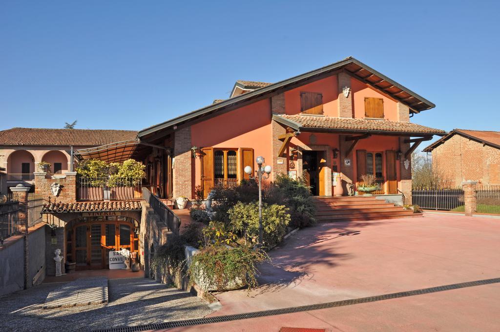 Villa Agriturismo Corte Montini à Santa Giuletta Extérieur photo