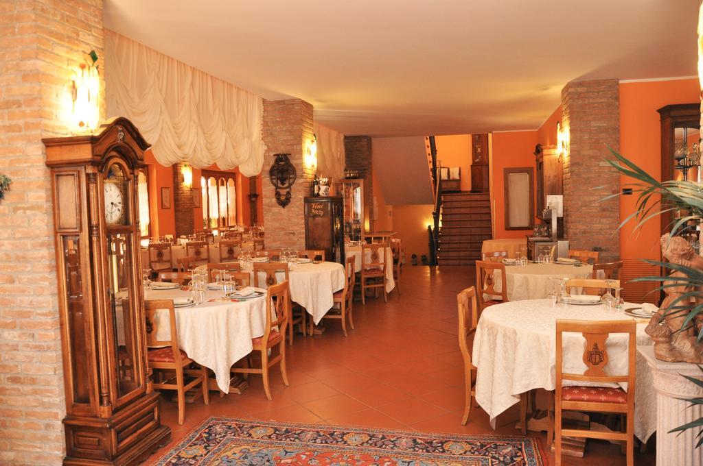 Villa Agriturismo Corte Montini à Santa Giuletta Extérieur photo