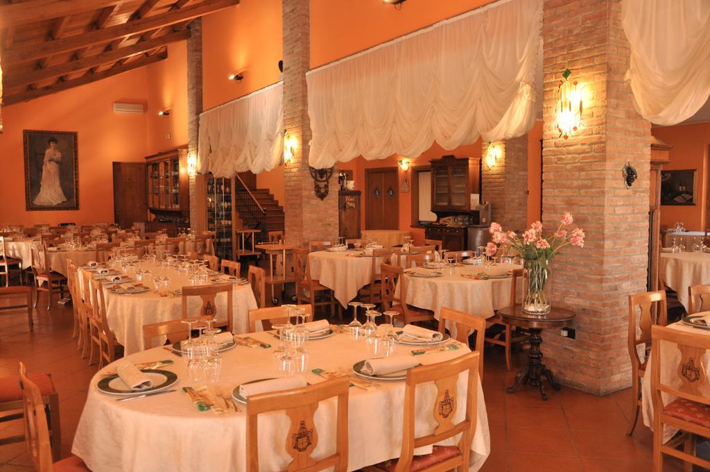 Villa Agriturismo Corte Montini à Santa Giuletta Extérieur photo