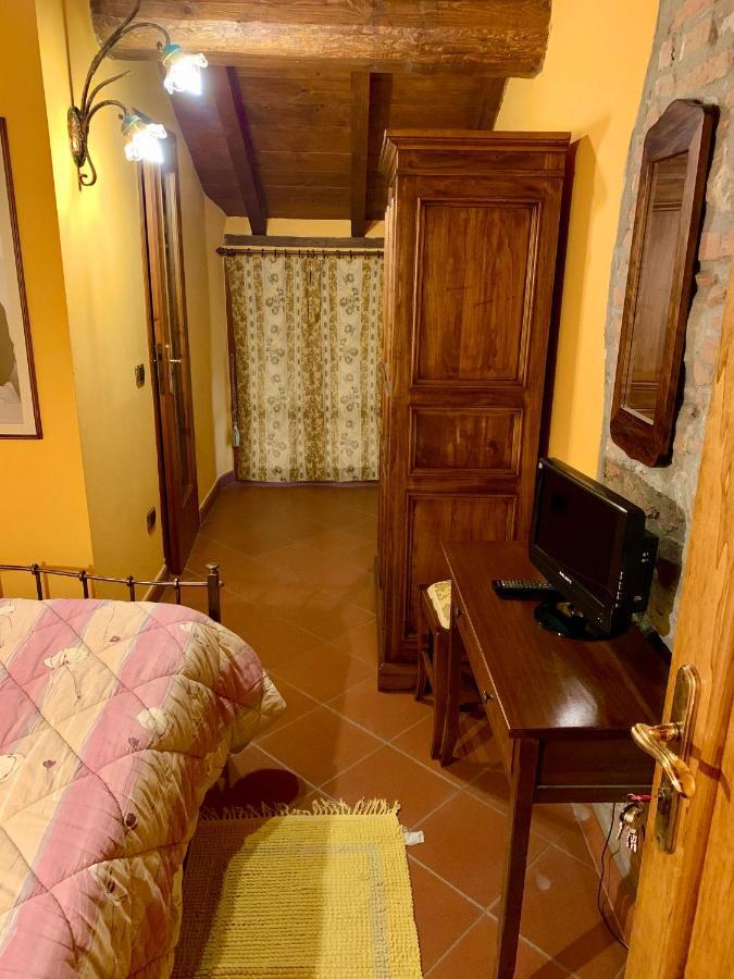 Villa Agriturismo Corte Montini à Santa Giuletta Extérieur photo