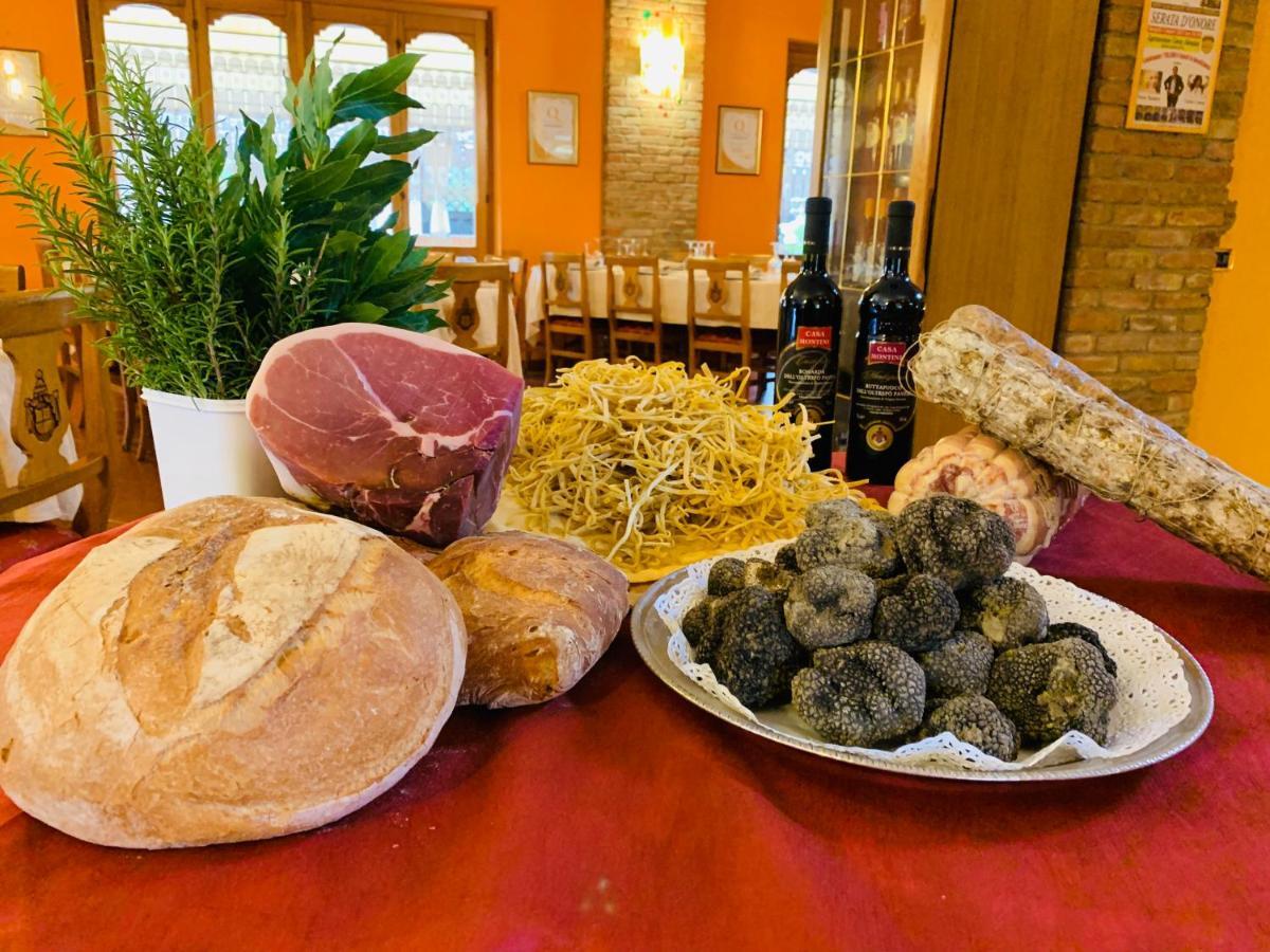 Villa Agriturismo Corte Montini à Santa Giuletta Extérieur photo
